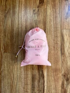 Pink Silicone Wine Glasses & Pouch
